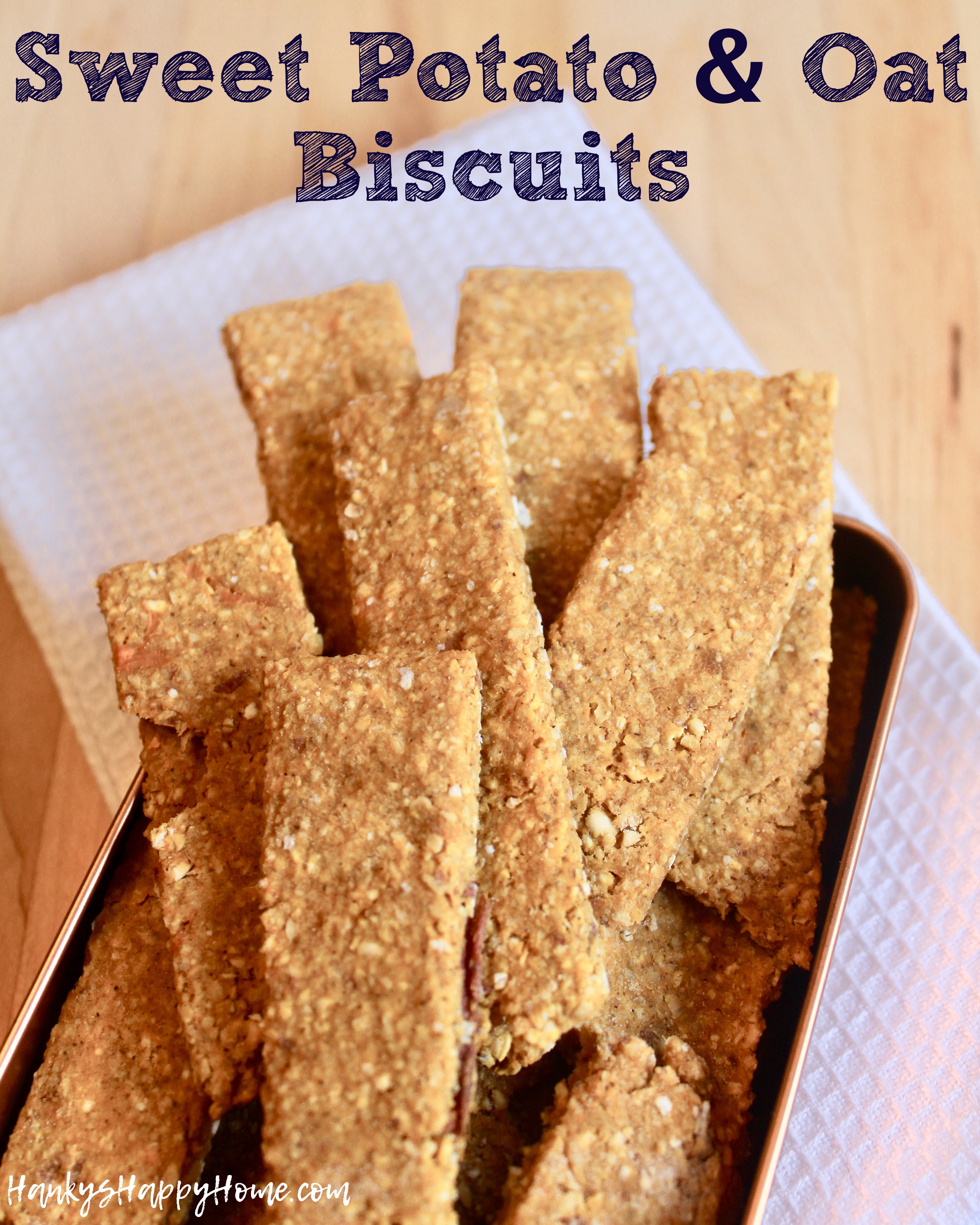 These Sweet Potato & Oat Biscuits combine yummy sweet potatoes with hearty oats. Make them as easy finger food or a homemade teething biscuit.